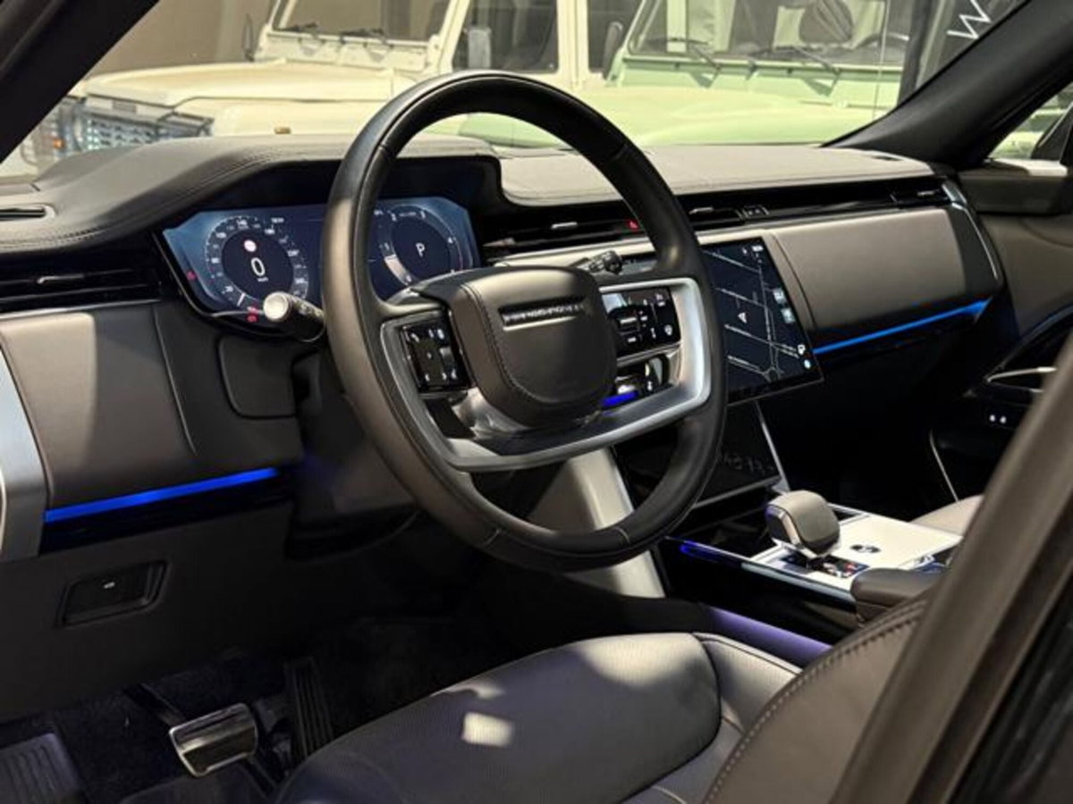 Land Rover Range Rover 3.0D l6 HSE (9)