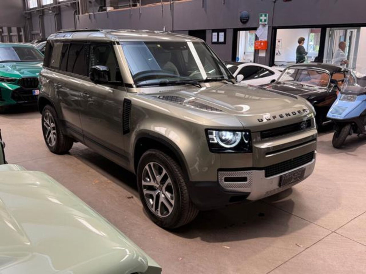 Land Rover Defender 110 3.0D I6 250 CV AWD Auto Commercial SE (3)