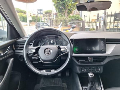 Skoda Kamiq 1.0 TSI 110 CV Dark Shade (14)