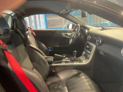 Mercedes-Benz SLK 200 CGI Premium (5)