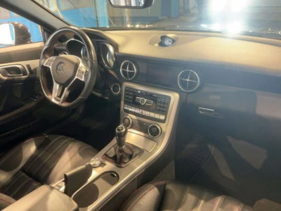 Mercedes-Benz SLK 200 CGI Premium (6)