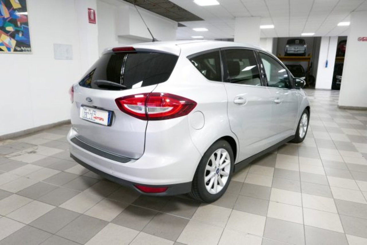 Ford C-Max 1.6 120CV GPL Titanium (4)