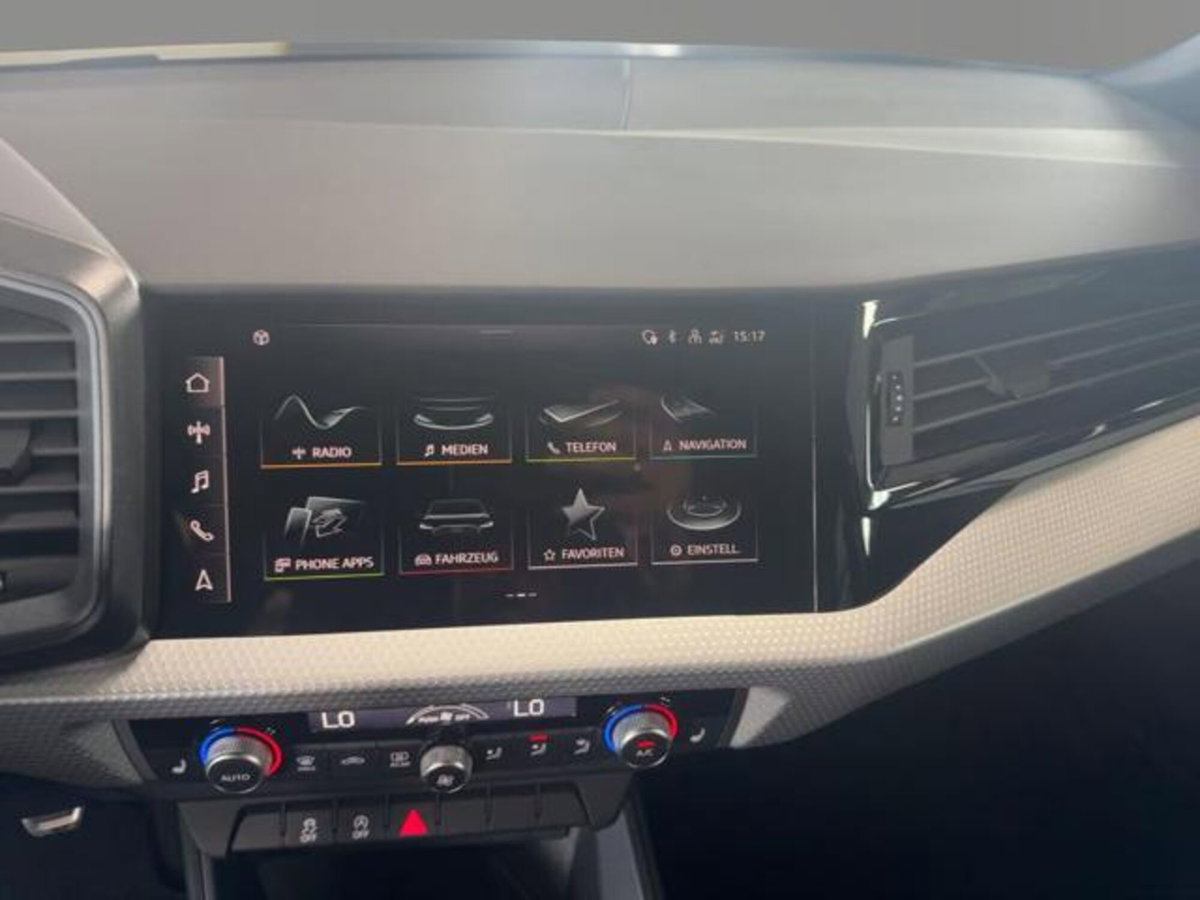 Audi A1 allstreet 30 1.0 tfsi Business 116cv s tronic (10)