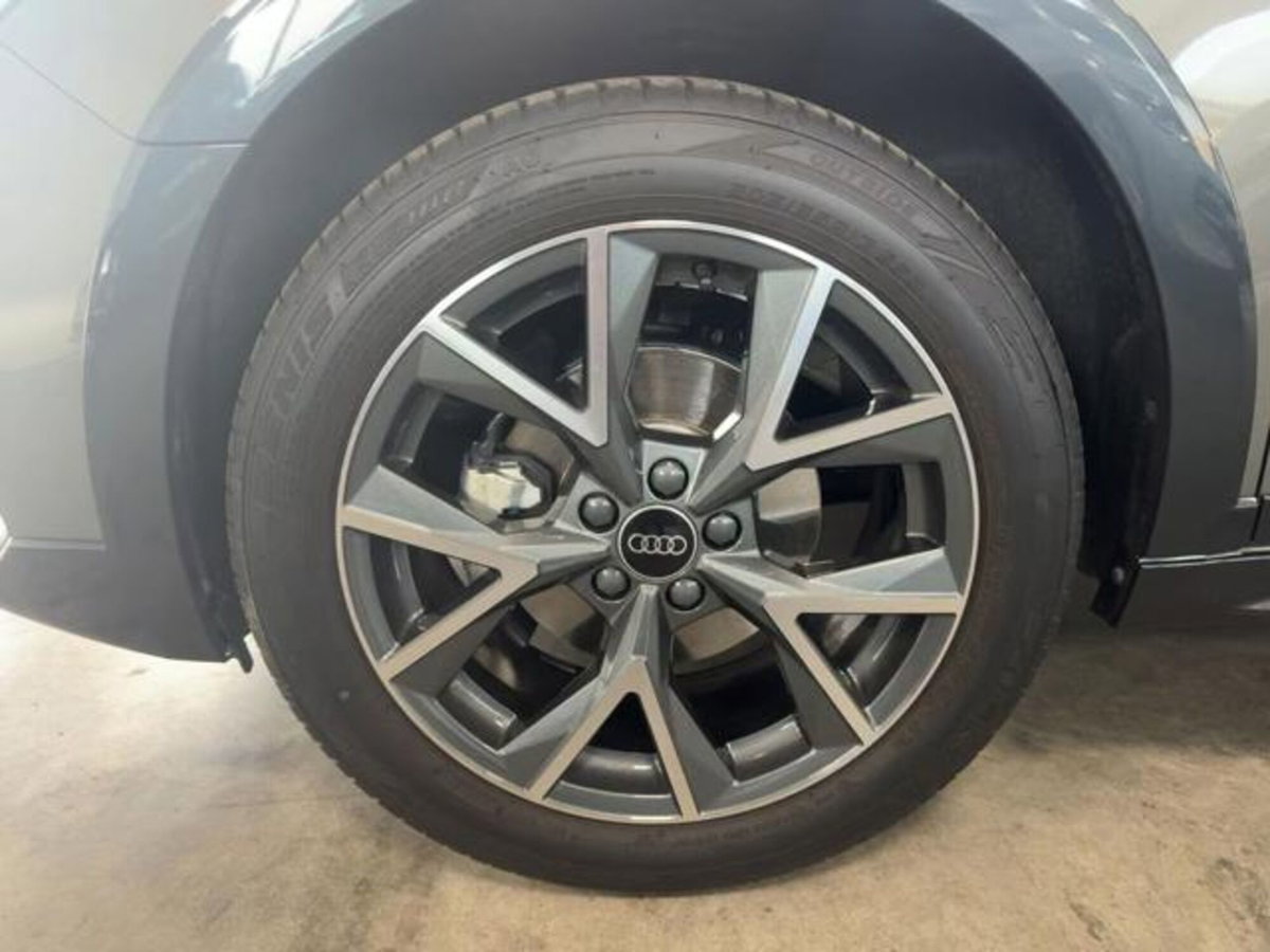 Audi A1 allstreet 30 1.0 tfsi Business 116cv s tronic (11)