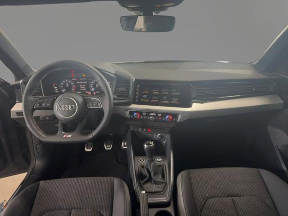 Audi A1 allstreet 30 1.0 tfsi Business 116cv s tronic (8)