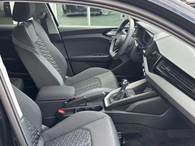 Audi A1 allstreet 30 1.0 tfsi Business 116cv (10)