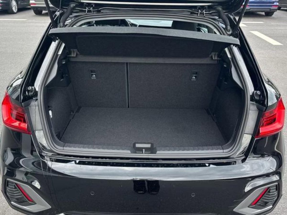 Audi A1 allstreet 30 1.0 tfsi Business 116cv (13)