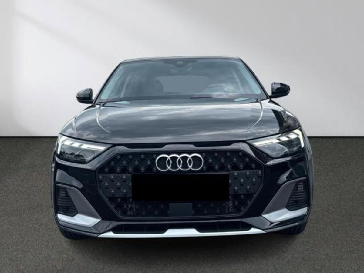 Audi A1 allstreet 30 1.0 tfsi Business 116cv (4)