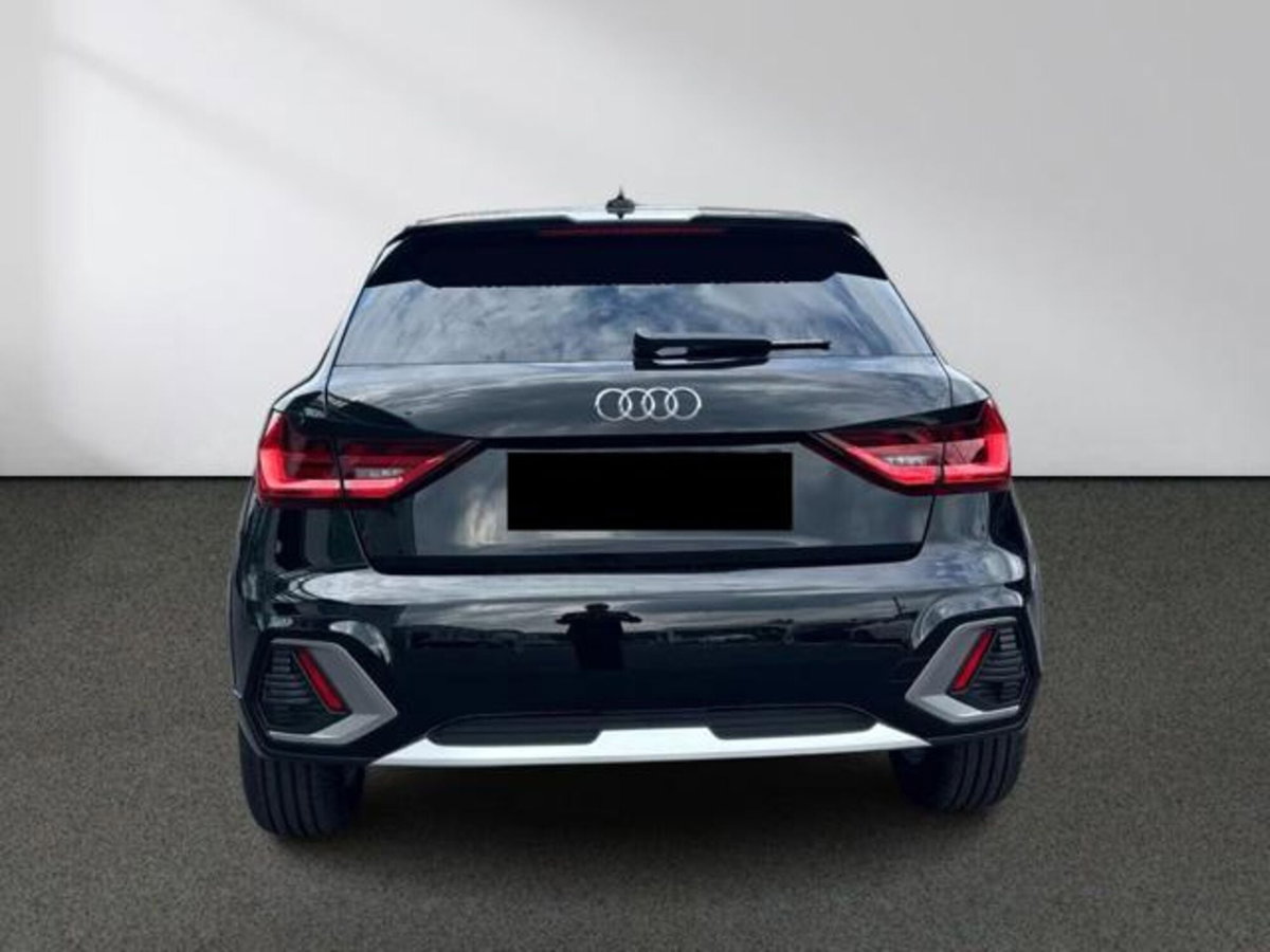 Audi A1 allstreet 30 1.0 tfsi Business 116cv (5)