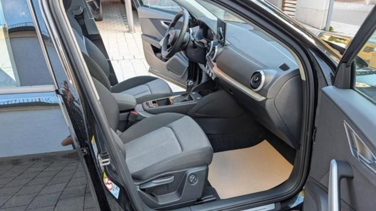 Audi Q2 Q2 35 TFSI S line Edition (11)