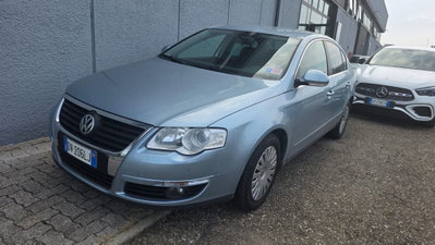 Volkswagen Passat 2.0 TDI DPF Highline usata