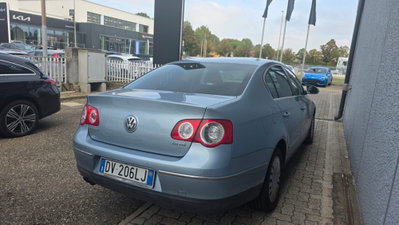 Volkswagen Passat 2.0 TDI DPF Highline (4)