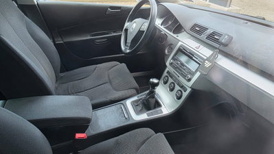 Volkswagen Passat 2.0 TDI DPF Highline (6)