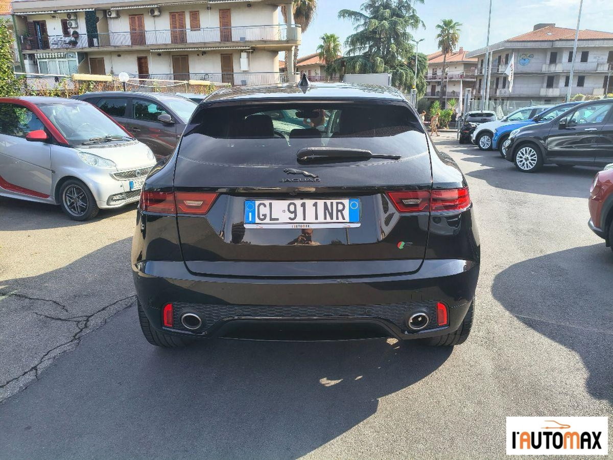 Jaguar E-Pace 2.0D 240 CV AWD aut. R-Dynamic S (5)