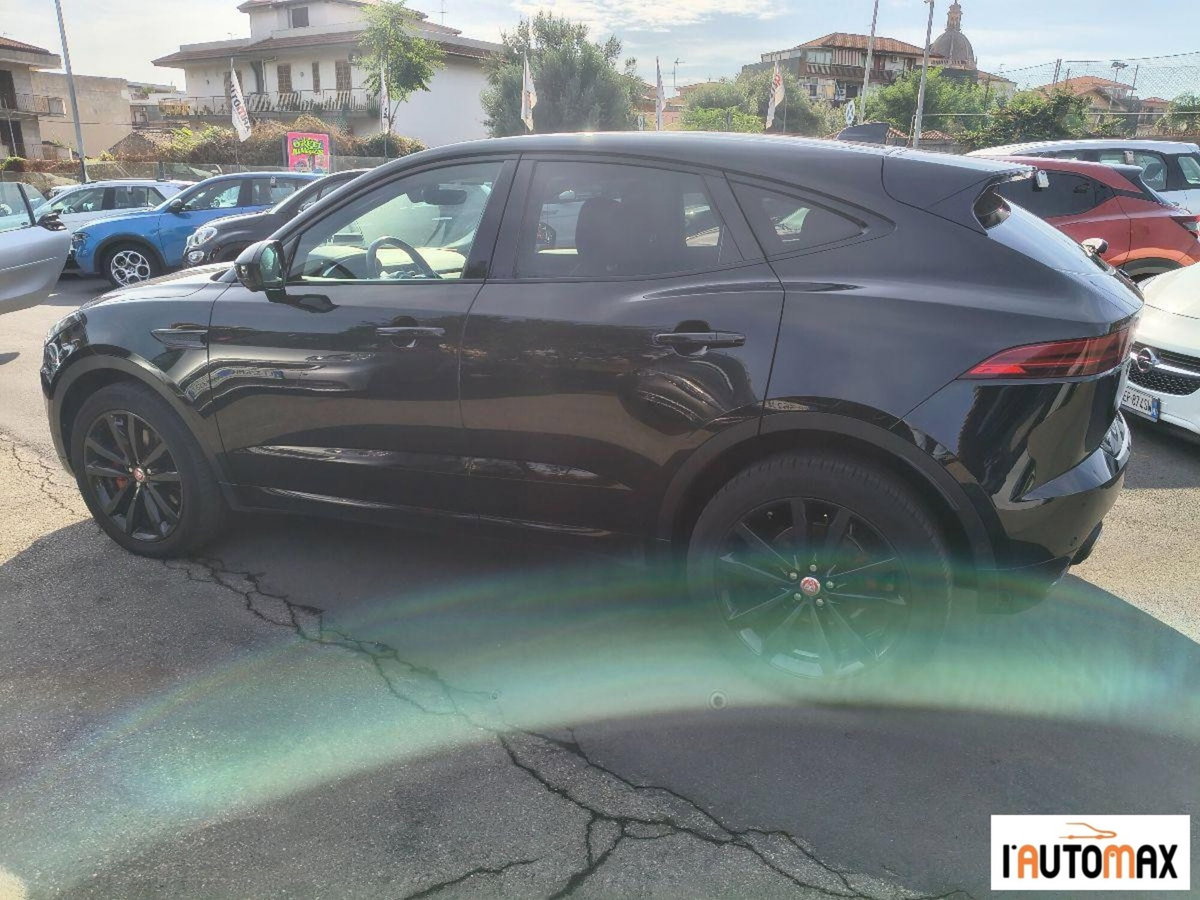 Jaguar E-Pace 2.0D 240 CV AWD aut. R-Dynamic S (6)