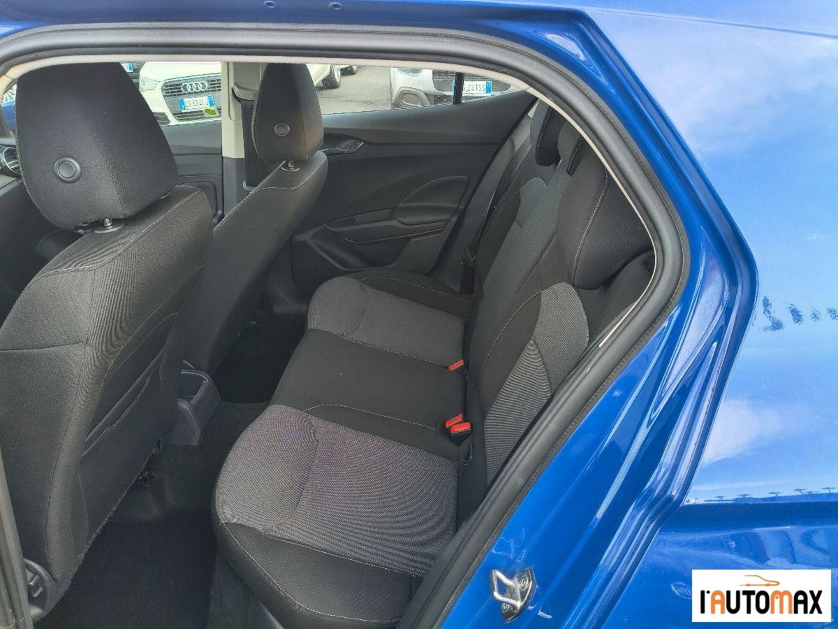 Skoda Fabia 1.0 mpi Selection 80cv (13)