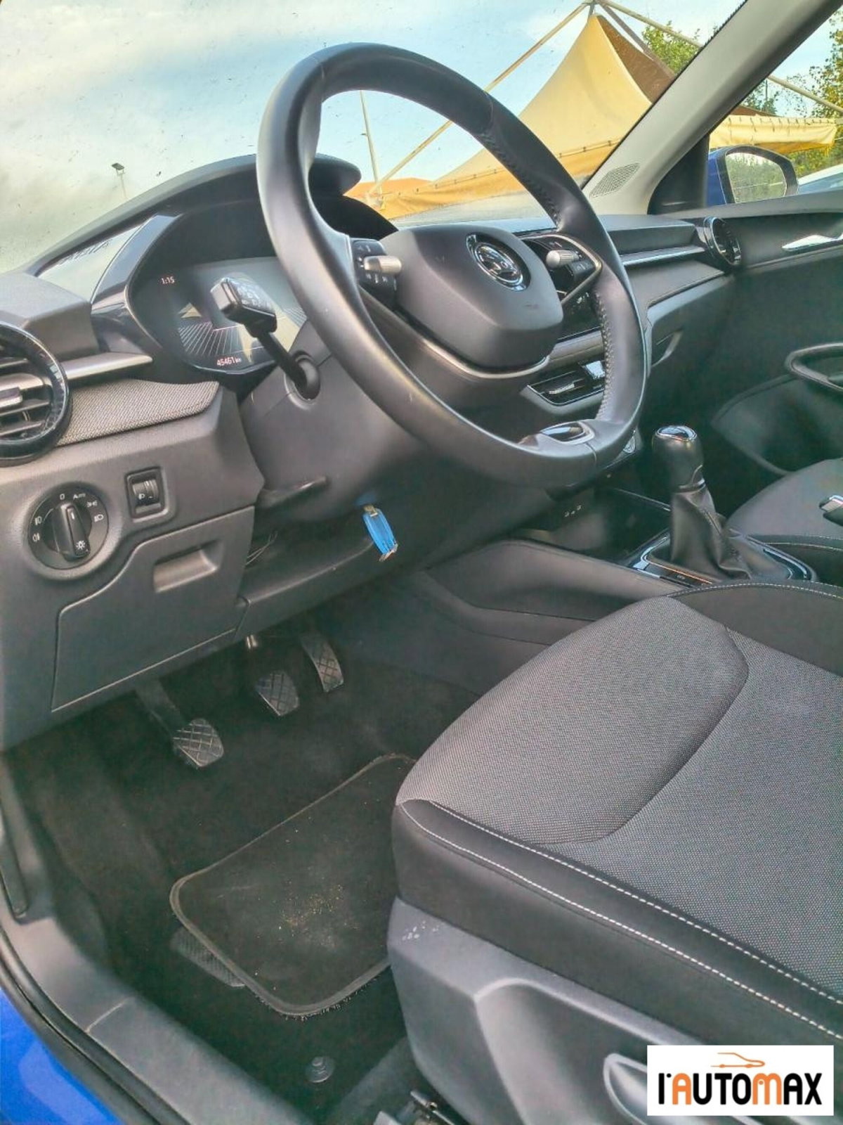 Skoda Fabia 1.0 mpi Selection 80cv (9)