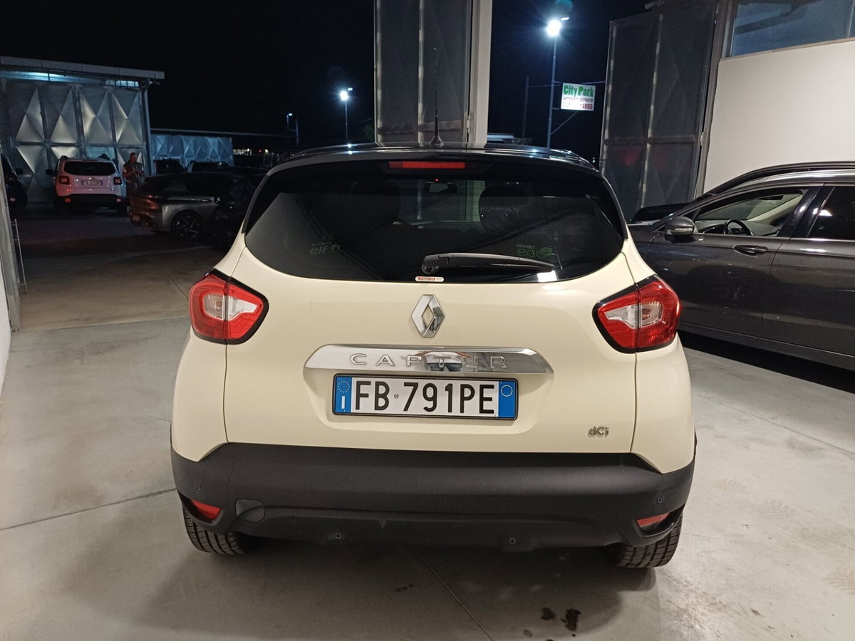 Renault Captur 1.5 dCi 8V 90 CV Start&Stop Energy R-Link (4)