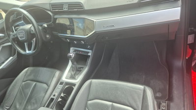 Audi Q3 35 TDI quattro S tronic Business Advanced (11)