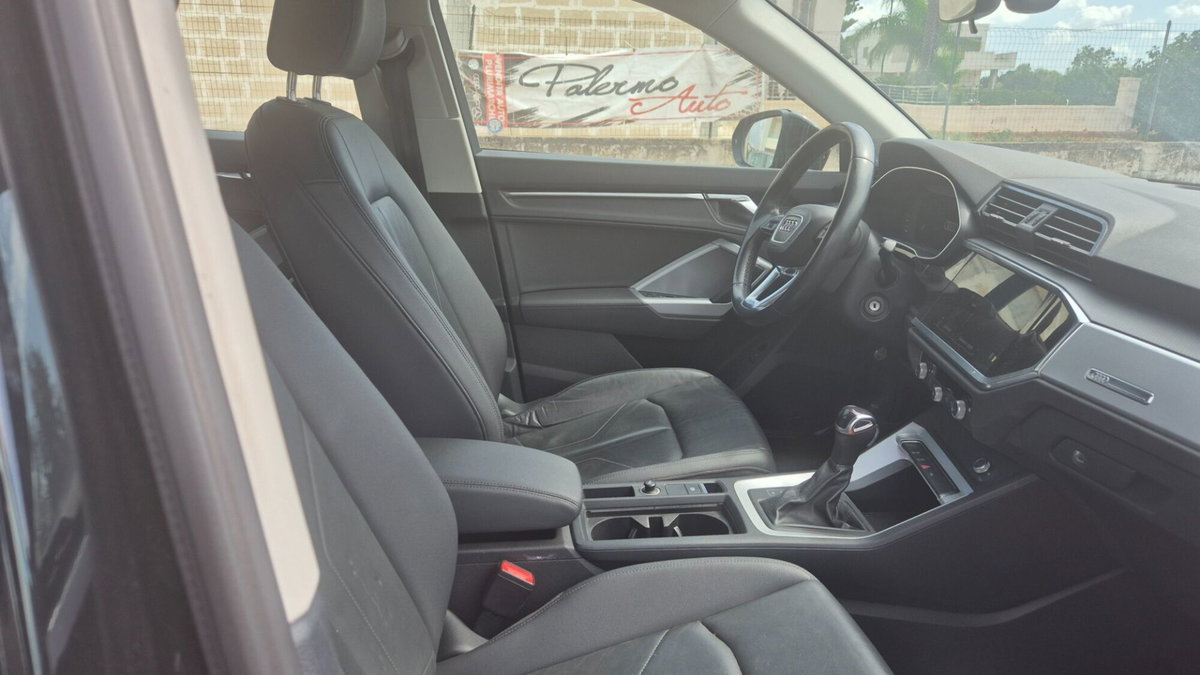 Audi Q3 35 TDI quattro S tronic Business Advanced (12)