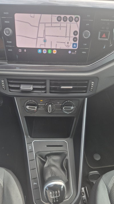 Volkswagen Polo 1.0 tsi Life 95cv (14)