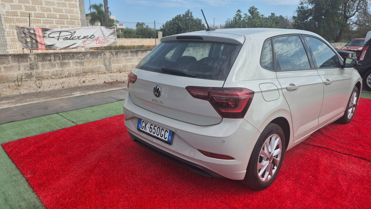 Volkswagen Polo 1.0 tsi Life 95cv (4)