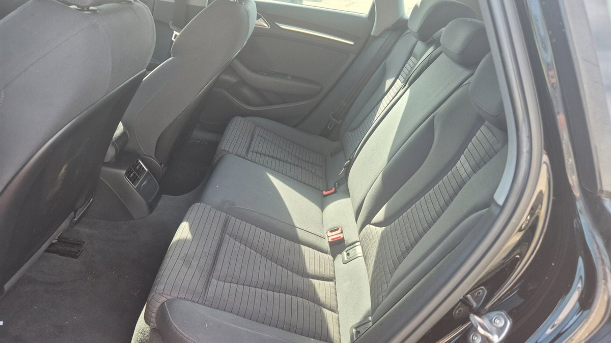 Audi A3 Sportback 1.6 TDI Sport (7)
