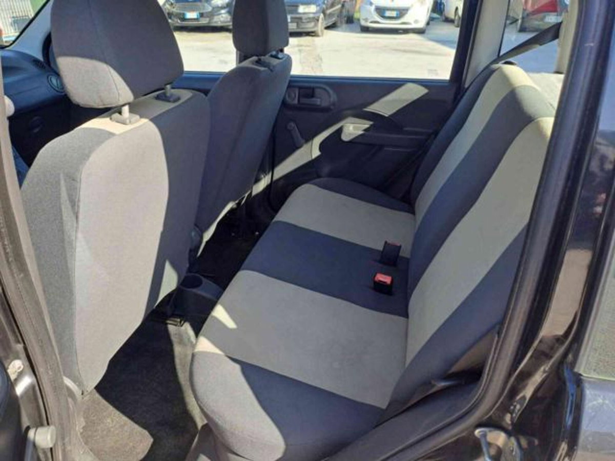 Fiat Panda 1.2 Dynamic GPL (17)