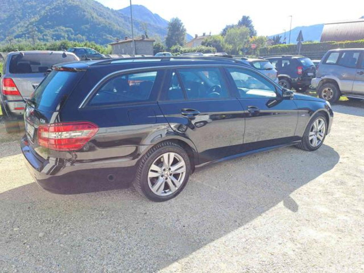 Mercedes-Benz Classe E Station Wagon 250 CDI BlueEFFICIENCY Avantgarde (16)