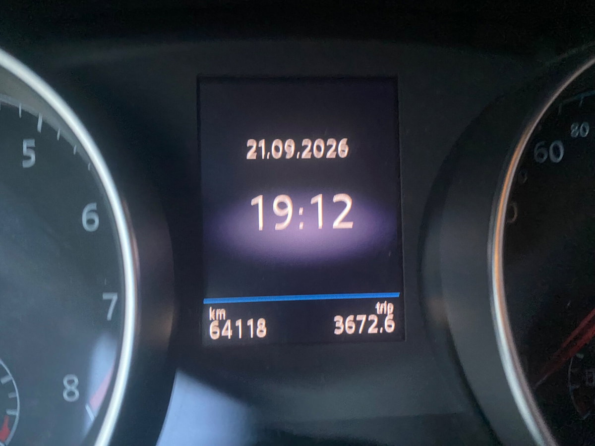 Volkswagen Golf 1.0 TSI 115 CV 5p. Sport BlueMotion Technology (9)