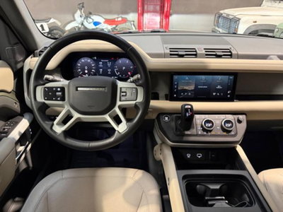 Land Rover Defender 110 3.0D I6 250 CV AWD Auto Commercial SE (11)