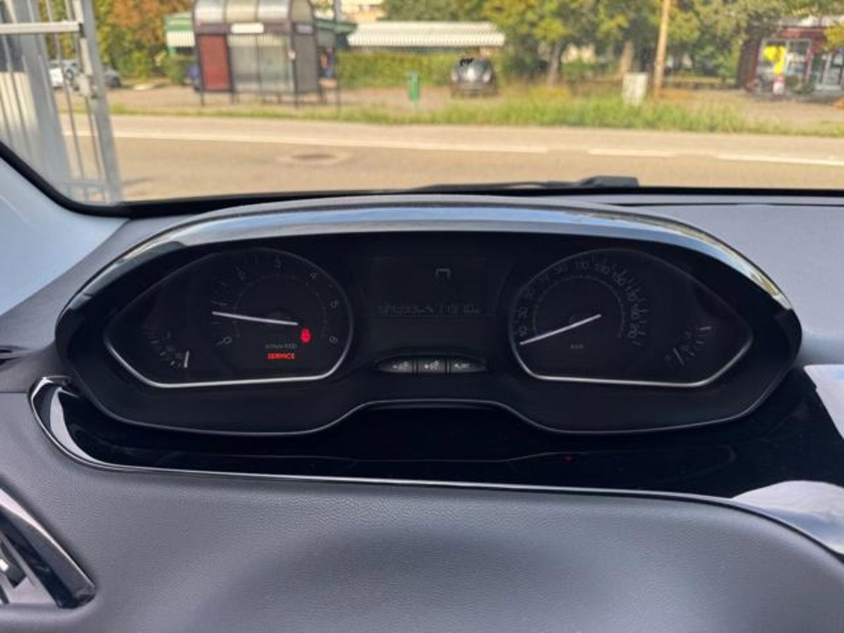 Peugeot 208 75 5 porte Allure (11)