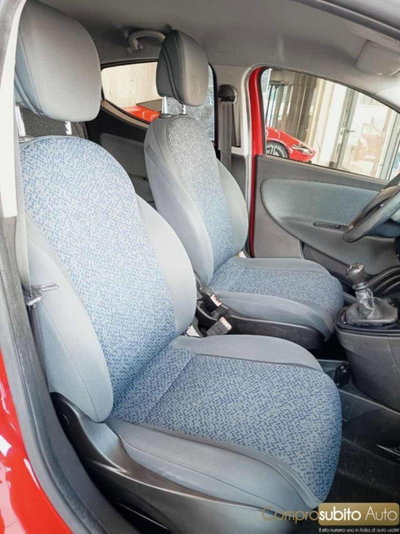 Lancia Ypsilon 1.0 FireFly 5 porte S&S Hybrid Ecochic Gold (14)