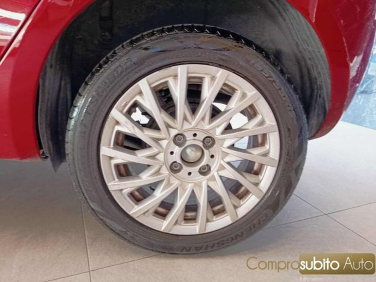 Lancia Ypsilon 1.0 FireFly 5 porte S&S Hybrid Ecochic Gold (16)