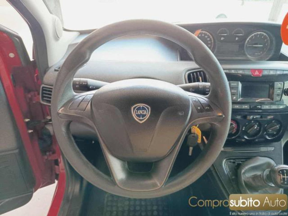 Lancia Ypsilon 1.0 FireFly 5 porte S&S Hybrid Ecochic Gold (20)