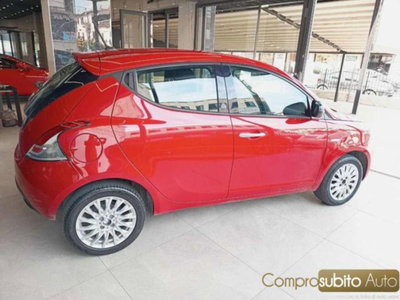 Lancia Ypsilon 1.0 FireFly 5 porte S&S Hybrid Ecochic Gold (5)
