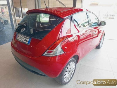 Lancia Ypsilon 1.0 FireFly 5 porte S&S Hybrid Ecochic Gold (8)