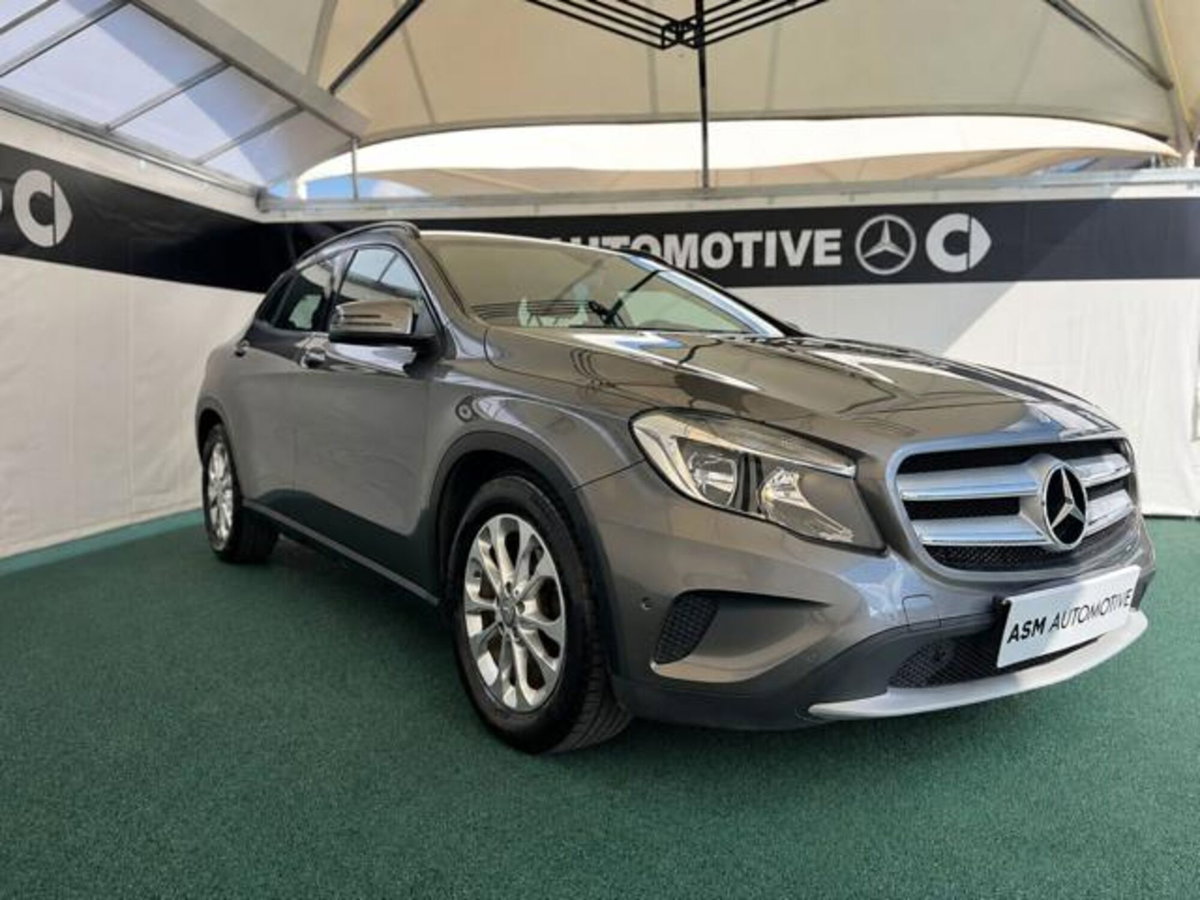 Mercedes-Benz GLA SUV 220 d Automatic 4Matic Business