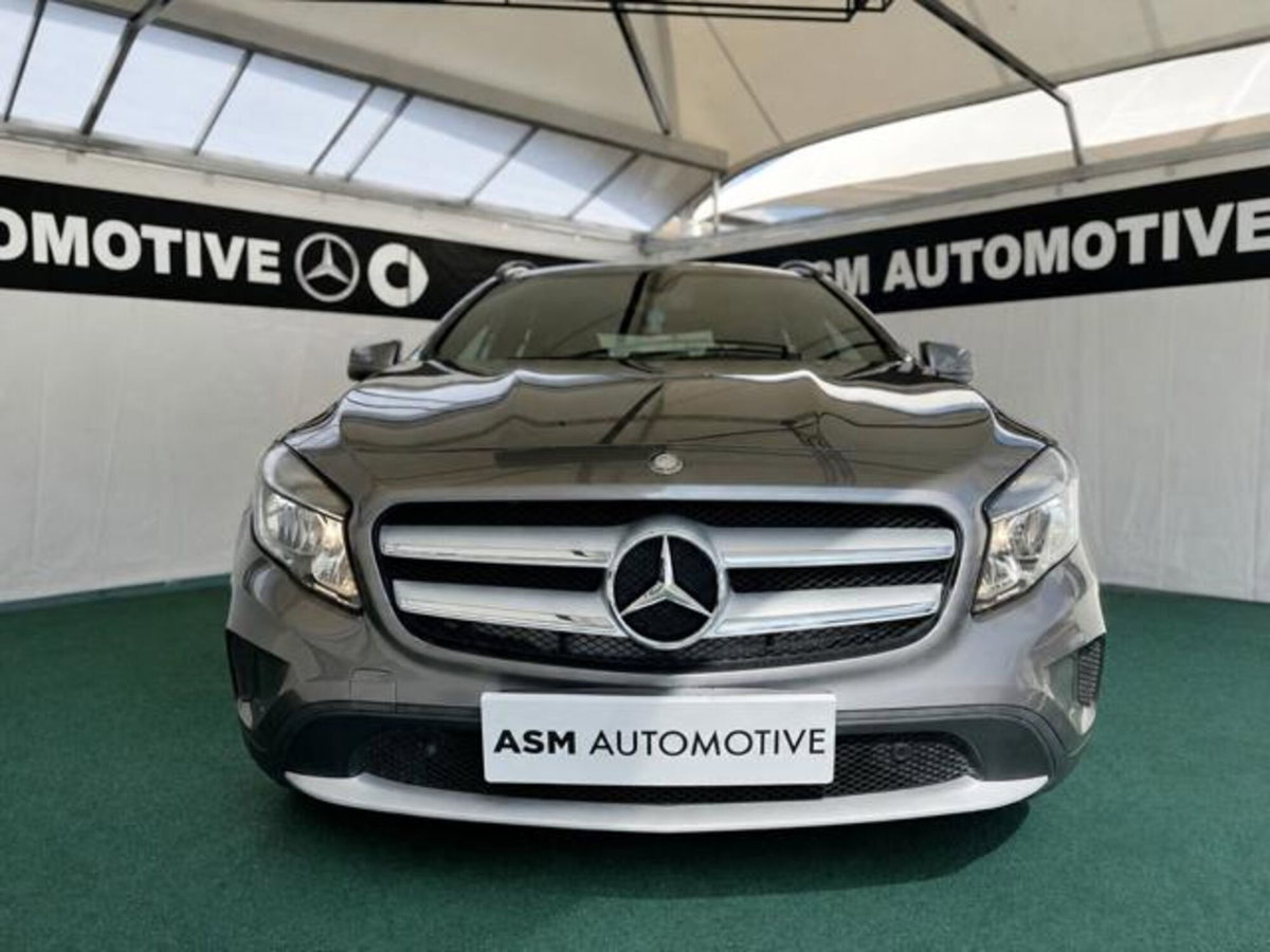 Mercedes-Benz GLA SUV 220 d Automatic 4Matic Business (2)