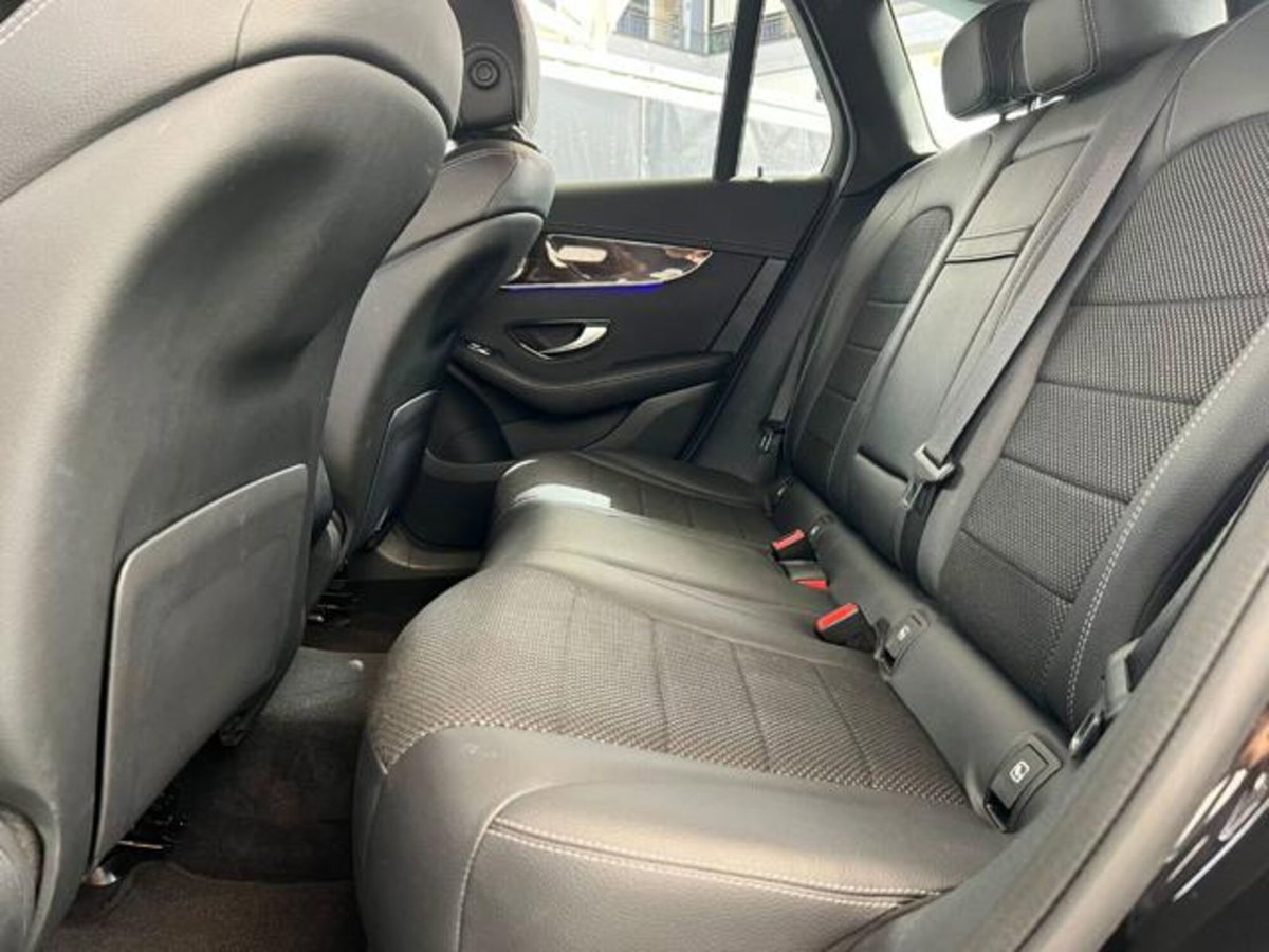 Mercedes-Benz GLC SUV 220 d 4Matic Premium (10)