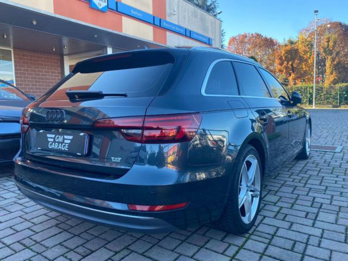 Audi A4 Avant 2.0 TDI 150 CV S tronic S line edition (15)