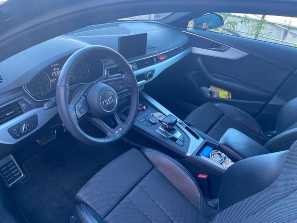 Audi A4 Avant 2.0 TDI 150 CV S tronic S line edition (17)