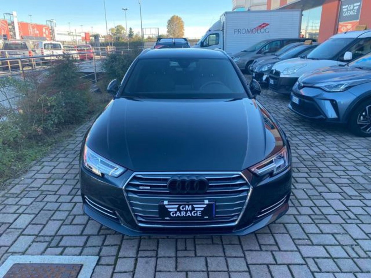 Audi A4 Avant 2.0 TDI 150 CV S tronic S line edition (2)