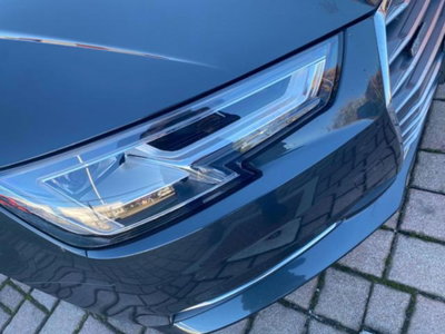 Audi A4 Avant 2.0 TDI 150 CV S tronic S line edition (6)