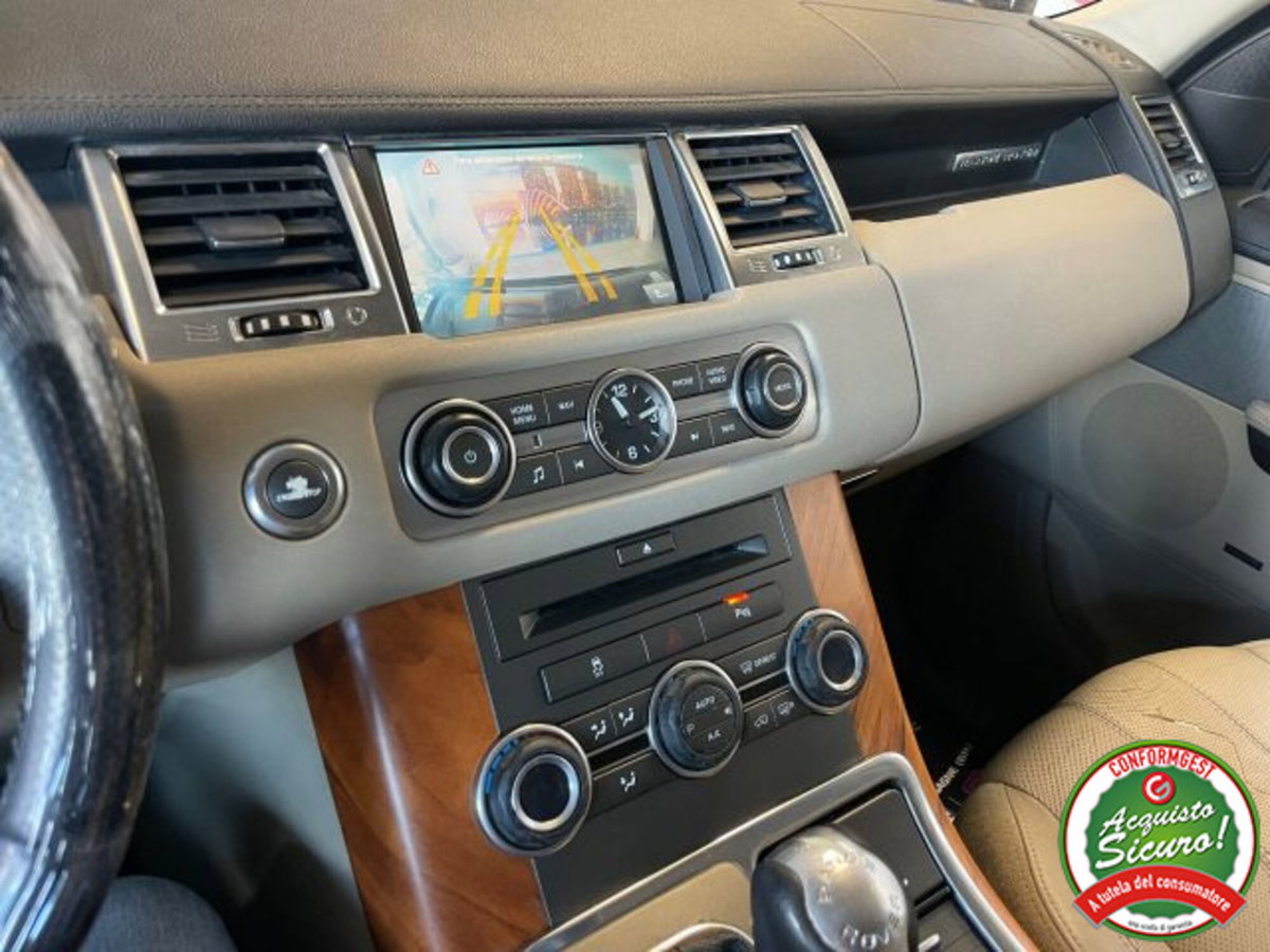 Land Rover Range Rover Sport 3.0 SDV6 HSE (15)