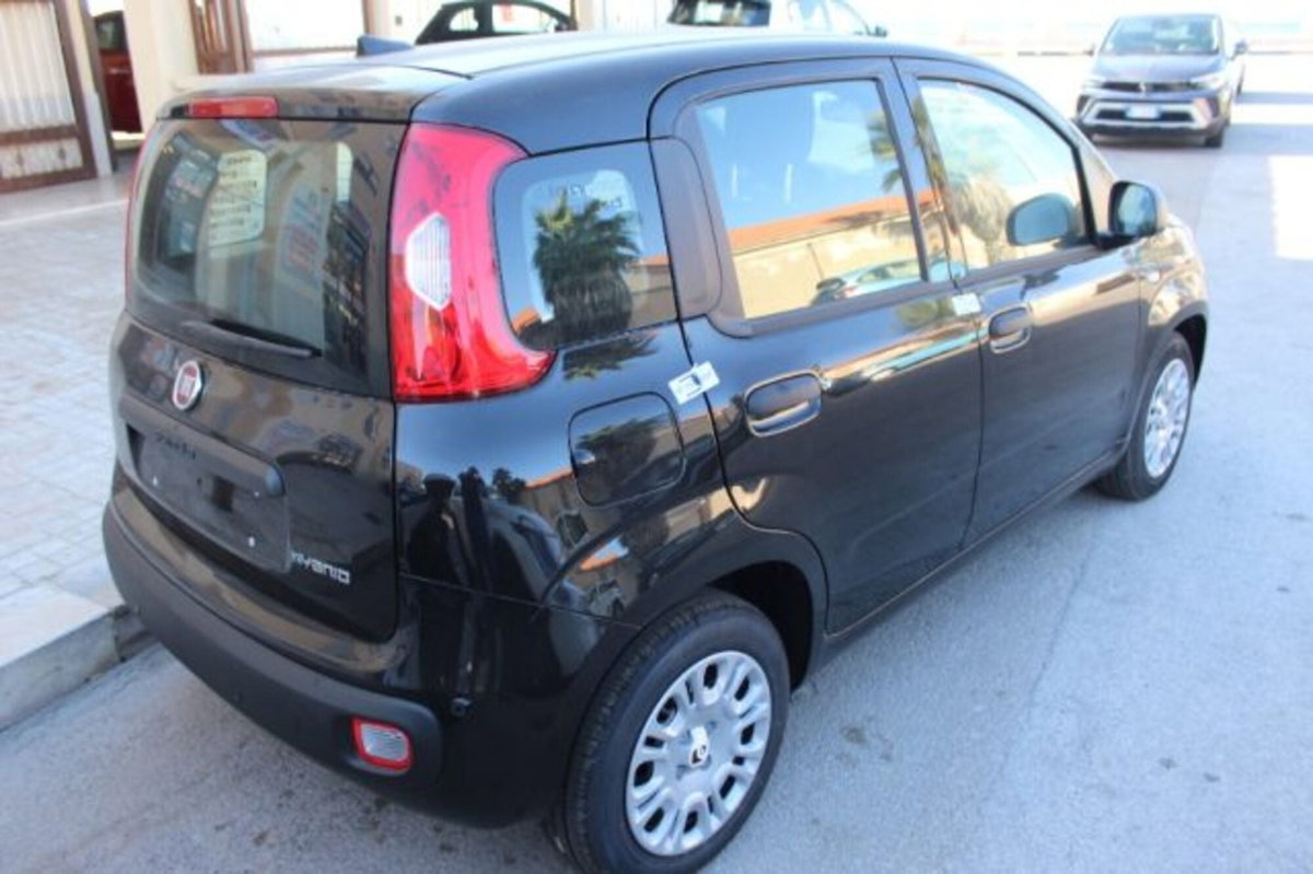 Fiat Pandina 1.0 firefly hybrid s&s 65cv (4)