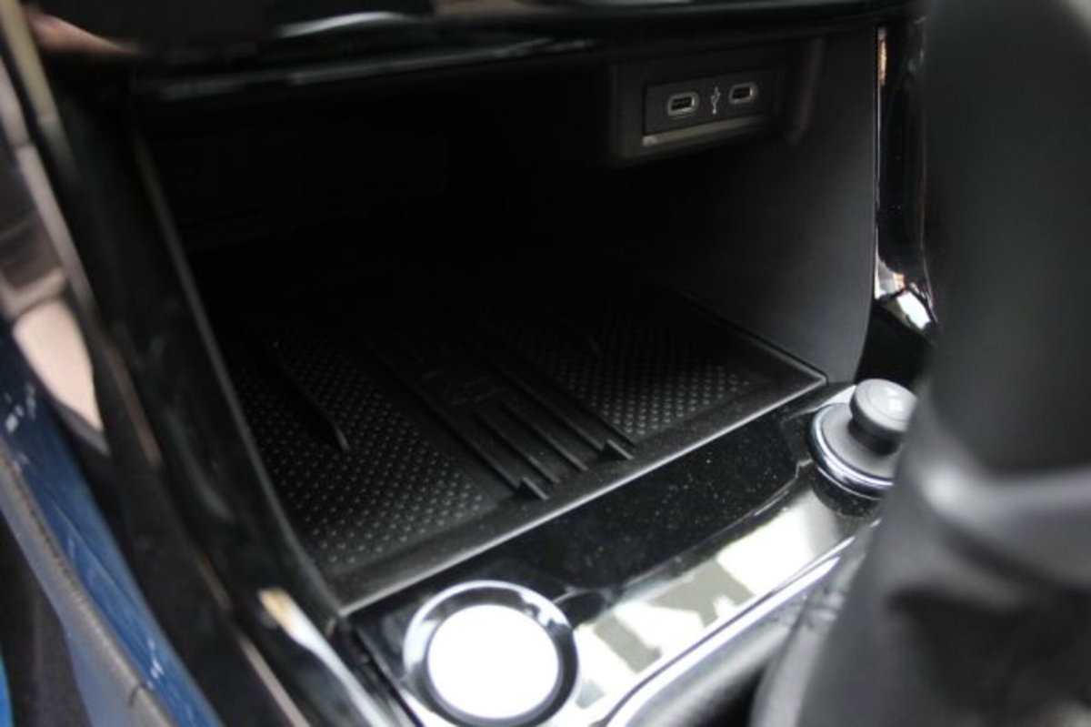 Volkswagen T-Cross 1.0 tsi Edition 95cv (14)