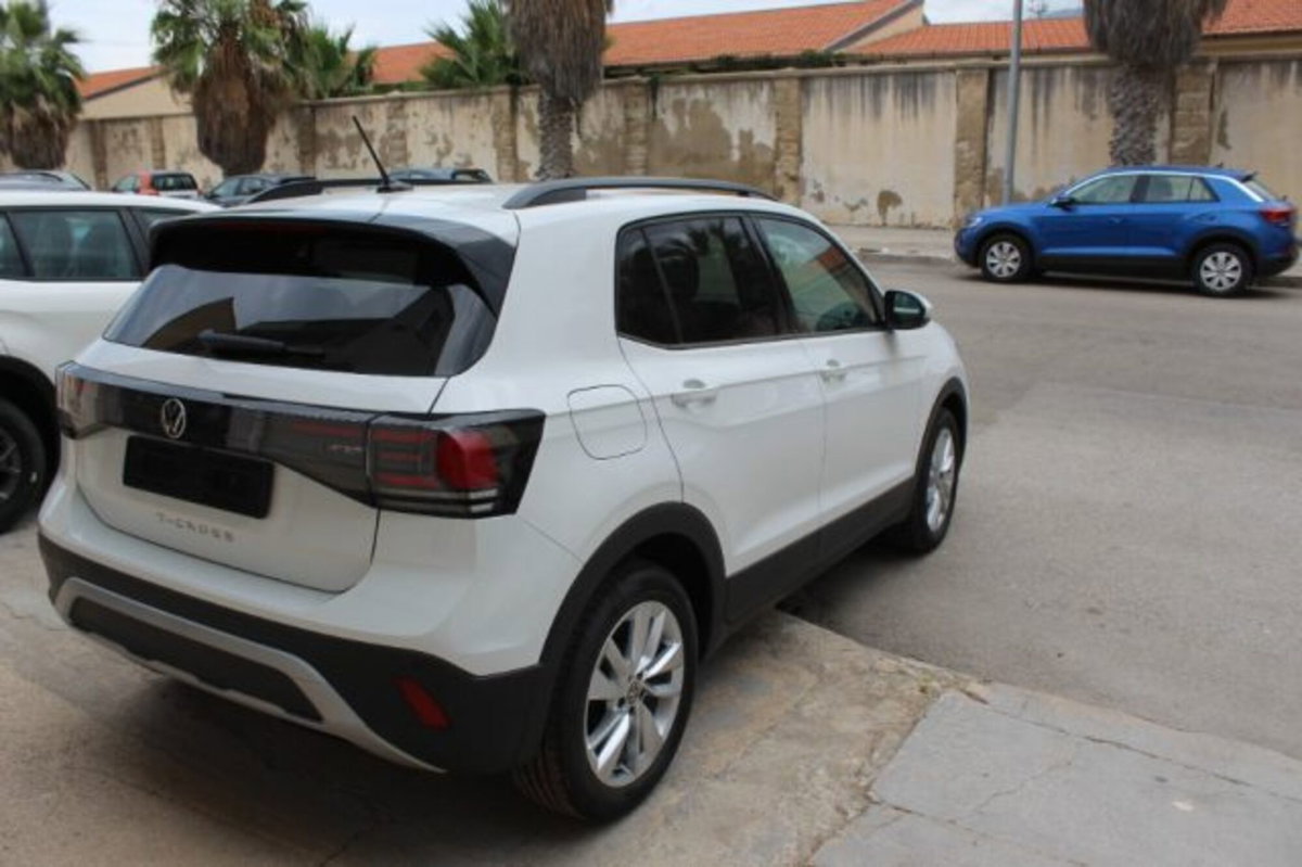 Volkswagen T-Cross 1.0 tsi Edition 95cv (3)
