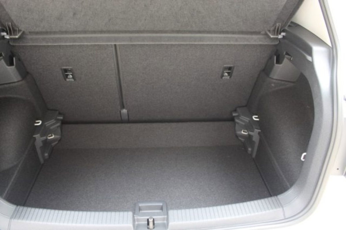 Volkswagen T-Cross 1.0 tsi Edition 95cv (6)