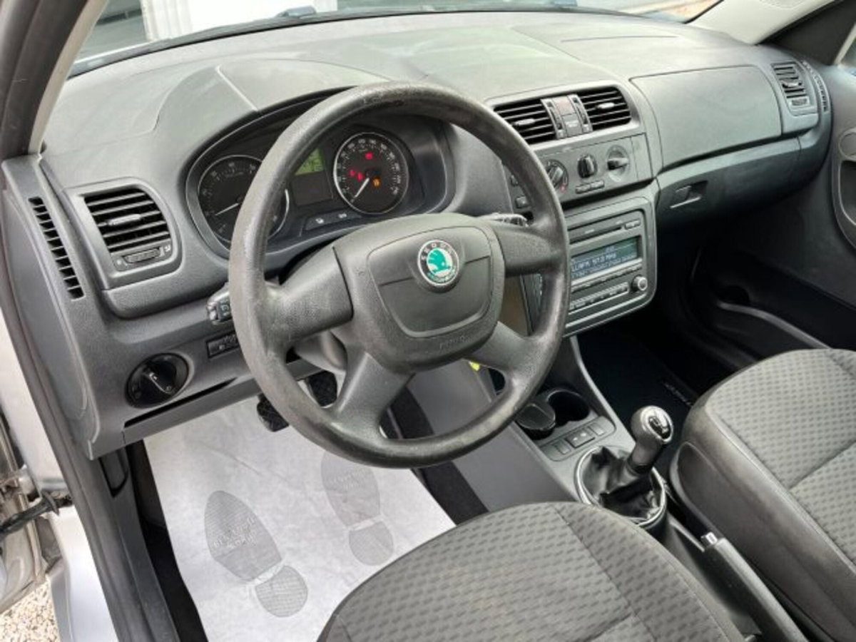 Skoda Roomster TSI 86CV Style (17)